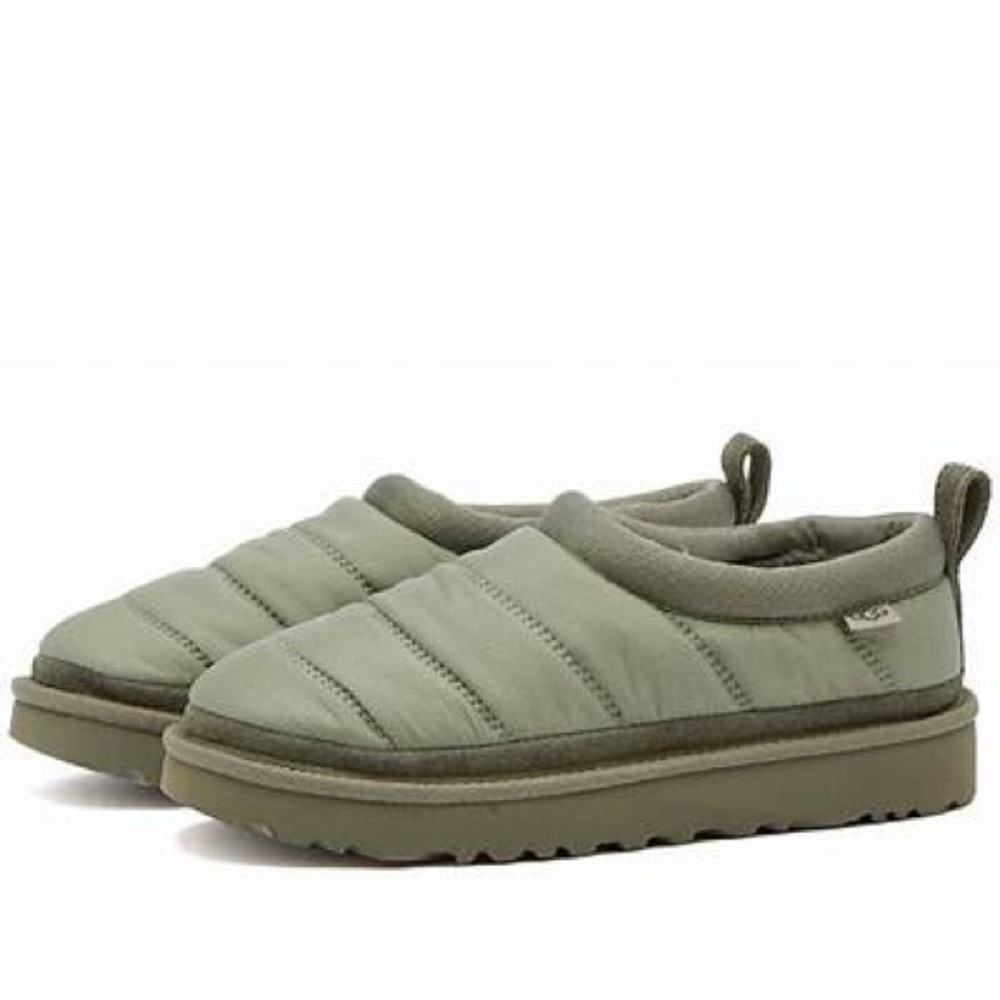 UGG Slip-ons